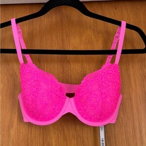 SKIMS fits everybody lace t shirt bra